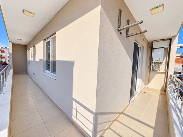 REMAX RİNA'DAN DUMLUPINAR MAH.DE SAHİLE YÜRÜME MESAFESİNDE 1+1