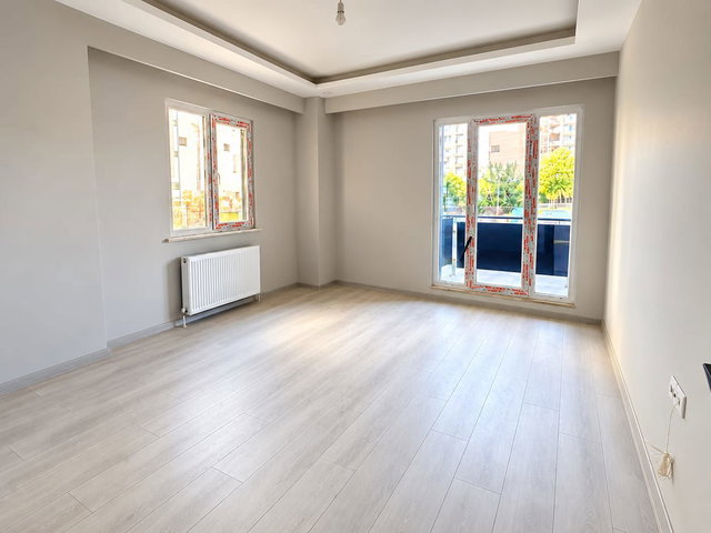 ÇEKMEKÖY MADENLER METROSUNA YÜRÜME MESAFESİNDE SATILIK 3+1 TERS DUBLEX