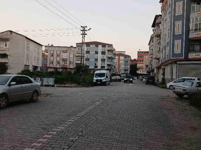 SAMSUN ÇARŞAMBA’DA 280 M² BRÜT | 6+1 | EŞYALI | KİRACILI | 3. KAT DAİRE