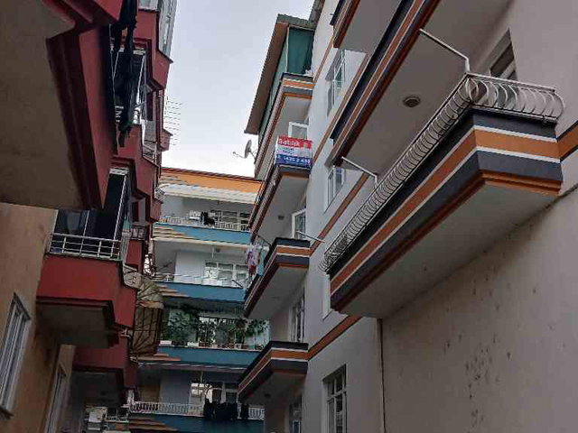 SAMSUN ÇARŞAMBA’DA 280 M² BRÜT | 6+1 | EŞYALI | KİRACILI | 3. KAT DAİRE
