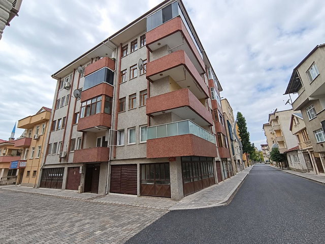 YAHYALAR'DA GARAJLI FIRSAT DAİRE – RE/MAX MOTTO'DAN
