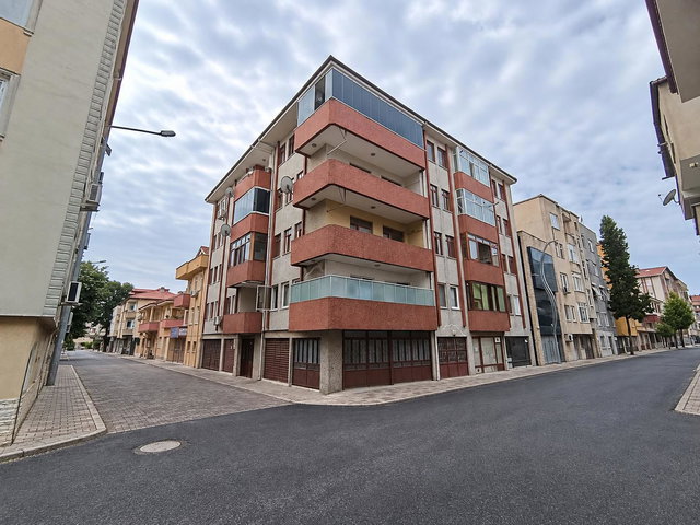 YAHYALAR'DA GARAJLI FIRSAT DAİRE – RE/MAX MOTTO'DAN