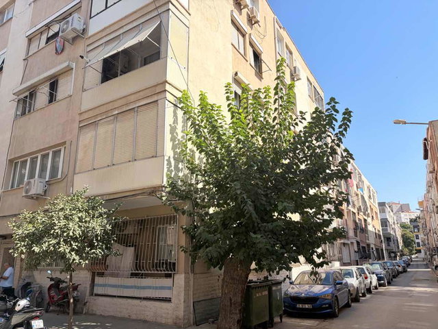 GÜZELYALI’DA | BOŞ, BALKONLU SATILIK 3+1 DAİRE