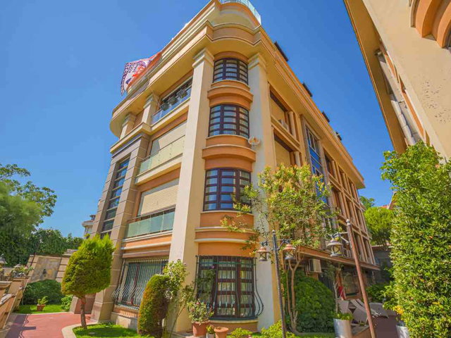 FLORYA HAT BOYUNDA SATILIK 4+1 LÜKS DAİRE