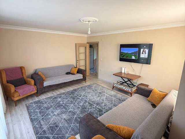 GÜLLÜ BAĞLARDA CADDE ÜZERİ 2+1 SATILIK DAİRE