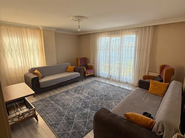 GÜLLÜ BAĞLARDA CADDE ÜZERİ 2+1 SATILIK DAİRE