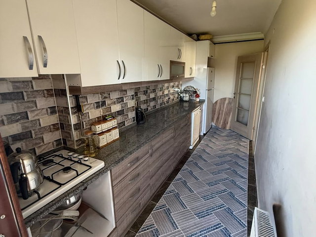 GÜLLÜ BAĞLARDA CADDE ÜZERİ 2+1 SATILIK DAİRE