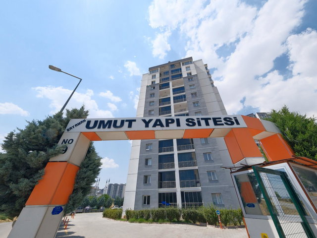 ATA MAH. UMUT YAPI SİTESİNDE 130 M² NET, BOŞ 3+1