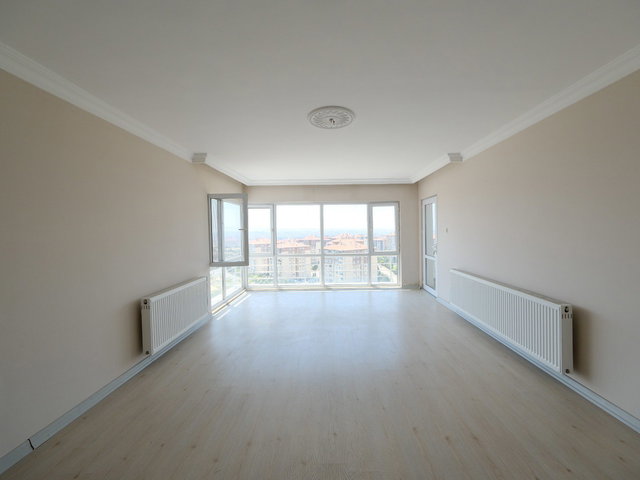 ATA MAH. UMUT YAPI SİTESİNDE 130 M² NET, BOŞ 3+1