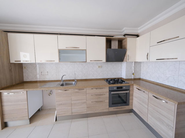 ATA MAH. UMUT YAPI SİTESİNDE 130 M² NET, BOŞ 3+1