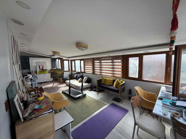 SARIGÖL’DE GÜNEY CEPHELİ 4+2 ÇATI KATI | 190 M² NET | BALKONLU | KREDİYE UYGUN
