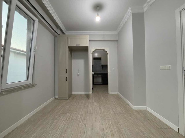 YATIRIMLIK MERKEZİ KONUMDA ARAKAT FIRSAT DAİRE
