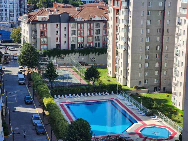 VALIDESUYU KONUTLARI KIRALIK HAVUZ CEPHELI 3+1 DAIRE