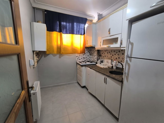 ESENYURT HÜRRİYET MAHALLESİNDE 2+1 | 80 M² BRÜT | KİRACILI YATIRIMLIK SATILIK DAİRE