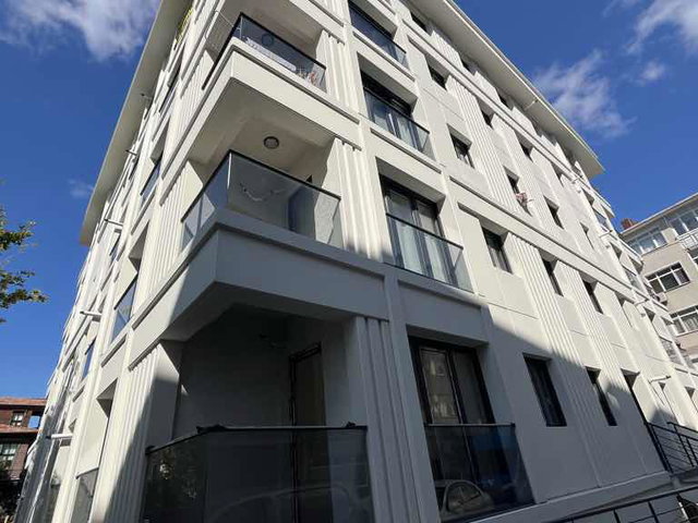 ÜSKÜDAR’DA GÜNEY CEPHELİ, SIFIR 5+1  ÇATI DUBLEKS 185M² NET, BALKONLU KEYİFLİ TERASLI