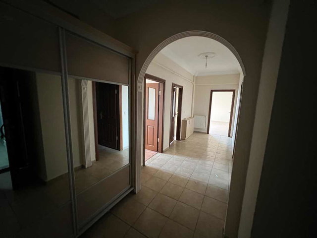 BAŞHARIK MAHALLESİNDE RE/MAX GÜNEŞ'TEN 3+1 SİTE İÇİ DAİRE