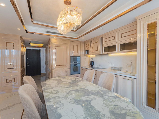 KONYAALTI'NDA DENİZE SIFIR FULL MANZARALI 180 M2 ZEBRANO TASARIM