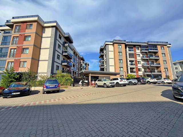 ÇANAKKALE KEPEZ HAVUZLU SİTE İÇERİSİNDE 2+1 SATILIK DAİRE