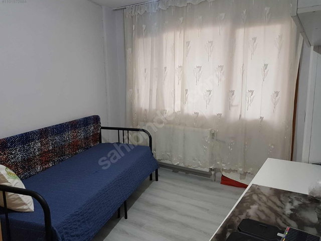 BORNOVA ERGENE’DE GÜNEY-BATI CEPHELİ, EŞYALI 1+1 KİRALIK DAİRE (BOŞ & HEMEN TESLİM)
