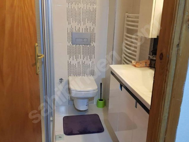 BORNOVA ERGENE’DE GÜNEY-BATI CEPHELİ, EŞYALI 1+1 KİRALIK DAİRE (BOŞ & HEMEN TESLİM)