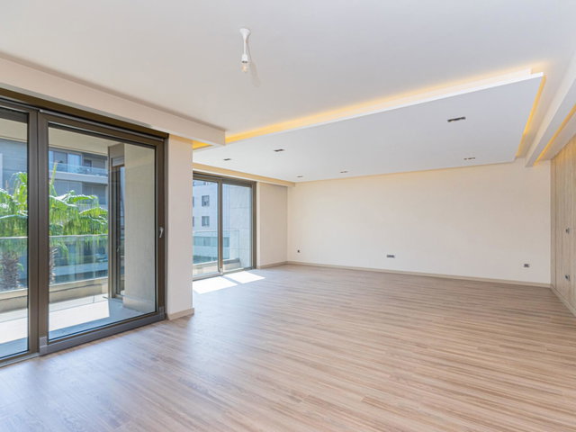 KONYAALTI'NDA KİRALIK 4+1 DAİRE ARA KAT ÖZPINARLAR CASA LUNA