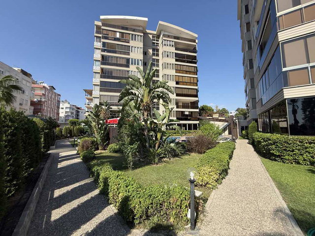 MANAVGAT’TA SITE IÇERISINDE MODERN SATILIK 2 + 1 DAIRE