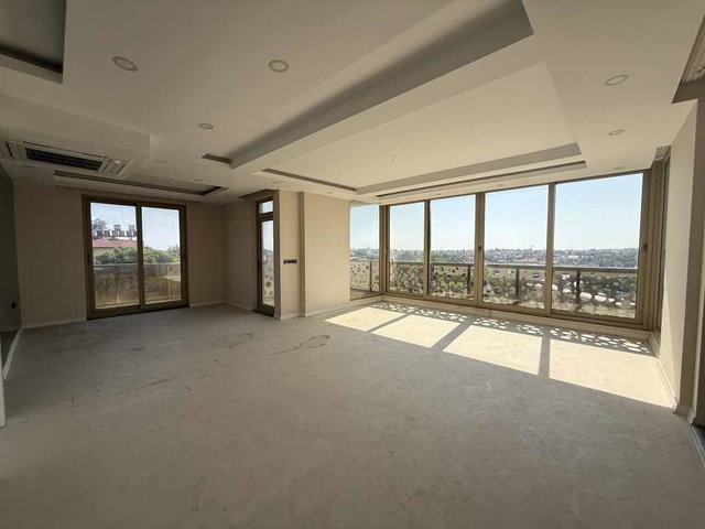 MANAVGAT’TA SITE IÇERISINDE MODERN SATILIK 2 + 1 DAIRE