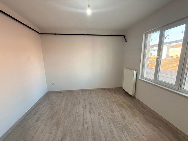 RE/MAX LAVANDADAN TAMAMEN YENİLENMİŞ İSKANLI 2+1 SATILIK DAİRE