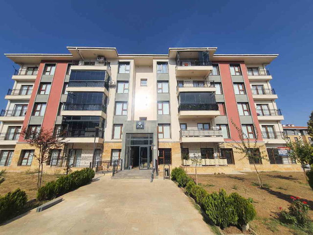REMAX DOĞU'DAN YEMİŞLİK DORUK BÜFE KARŞISINDA KİRALIK 3+1 TOKİ