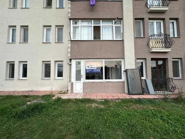 DÜZCE BAHÇELİEVLER MAH.KALICI KONUTLARDA SATILIK 3+1 DAİRE.
