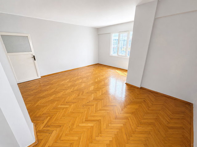 ŞİŞLİ FULYA'DA 85 M² 2+1 METRO-METROBÜSE YAKIN 1. KAT DAİRE