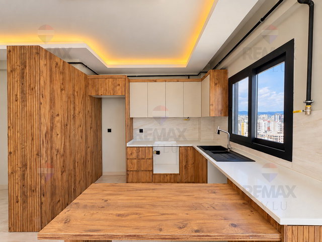 REMAX AVLU'DAN ERDEMLİ'DE EŞYALI/EŞYASIZ SIFIR KİRALIK 1+1 DAİRE
