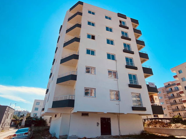 REMAX TOROS'TAN ERDEMLİ MERKEZDE UYGUN FİYATLI SATILIK 1+1