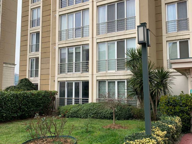 UPHİLL COURT A ADA FERAH- FULL EŞYALI 1+1 KİRALIK DAİRE