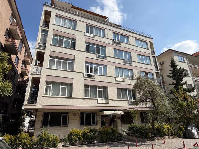 KIZILAY MERKEZ 1+1 EŞYALI TERASLI KİRALIK