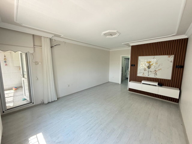 EVKA 3 MAHALLESI'NDE KIRALIK 2+1 DAIRE DOĞALGAZLI TADILATLI