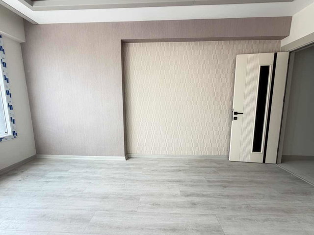 BAHÇELİEVLER MAH SIFIR LÜKS YAPIDA CADDE ÜZERİ SATILIK 4+1 DAİRE