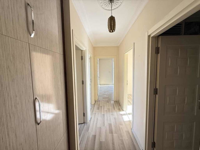 MANAVGAT ILICA MAHALLESI’NDE ARA KAT GENIŞ 2+1 KİRALIK DAIRE ￼