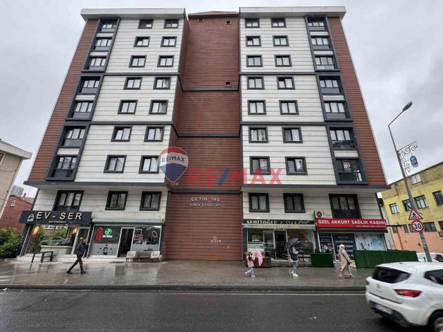 ALİBEYKÖY 90M² 2+1 ASANSÖRLÜ OTOPARKLI NAMIK KEMAL CADDESİ ÜZERİ