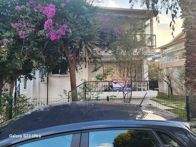 URLA İSKELE MAH.BAKSAN SİTESİ 2+1 YÜKSEK GİRİŞ EŞYALI KİRALIK