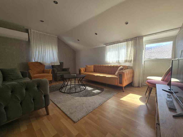 REMAX MODEL DEN ULUS CADDESİNE YAKIN SATILIK TEK TAPU ÇİFT APART