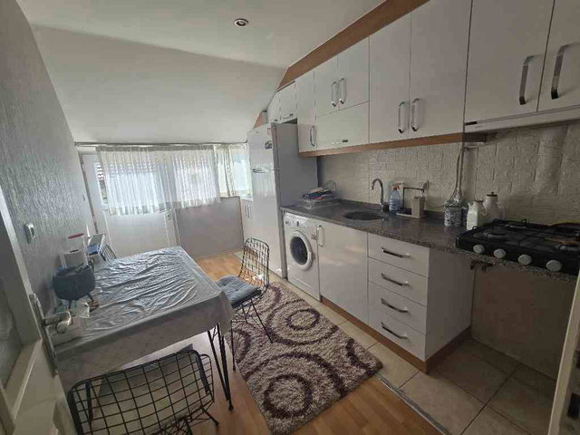 REMAX MODEL DEN ULUS CADDESİNE YAKIN SATILIK TEK TAPU ÇİFT APART