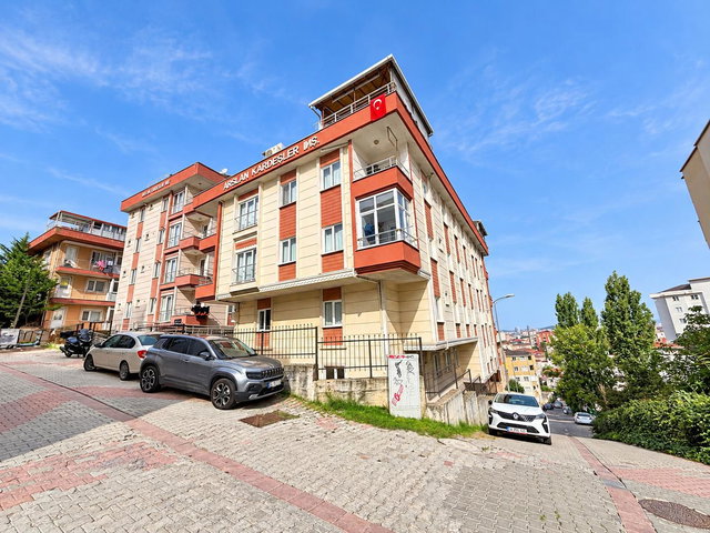 ATAŞEHİR KAYIŞDAĞI’NDA BOŞ, EŞYASIZ 2+1