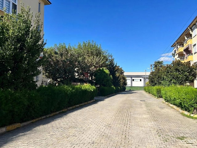 REMAX AREA'DAN GÜRSU EĞITIM SITESINDE  SATILIK 3+1 DAIRE