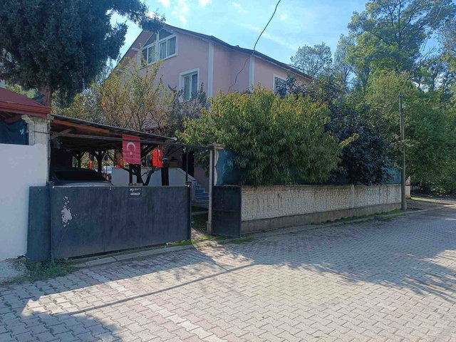 KARTEPE KÖSEKÖY’DE 4+2 MÜSTAKİL EV | 200 M² BRÜT | 4 CEPHE | KREDİ & TAKAS UYGUN