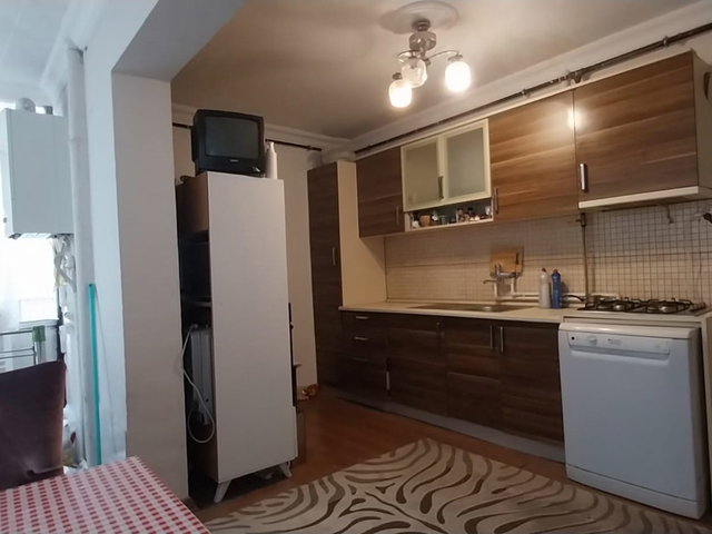KONAK MURAT REIS MAHALLESI'NDE SATILIK 3+1 DAIRE