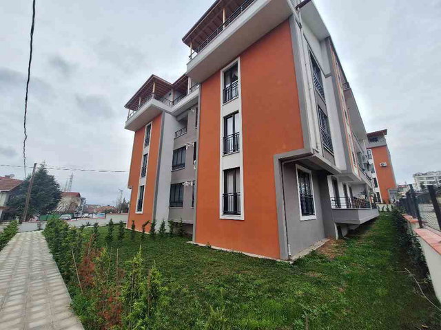BAŞİSKELE'DE 3+1 SİTE İÇERİSİNDE DAİRE