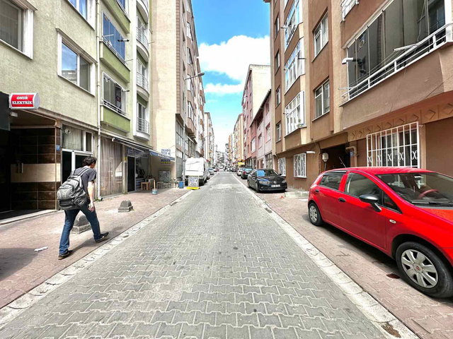 REMAX LAVANDA'DAN REŞADİ'YEDE KİRALIK ARA KAT 2+1 DAİRE