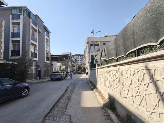 ÇİĞLİ BALATÇIK’TA  ÜNİVERSİTEYE YAKINI EŞYALI  KİRALIK 1+1 DAİRE