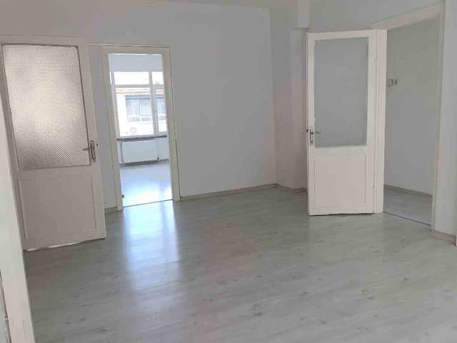 FATİH BOYACİ KAPISI SOKAK TEMİZ 3+1 KİRALIK